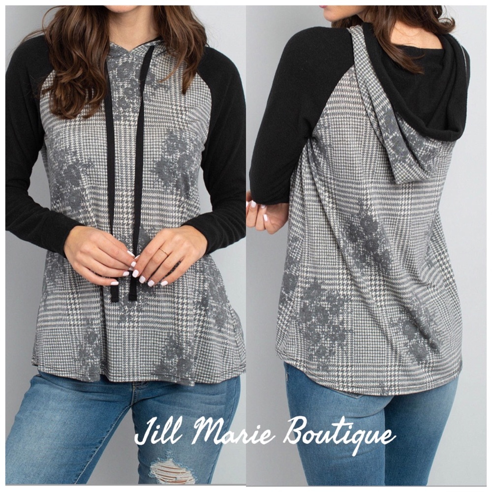 Long sleeve hoodie top NWT black & gray floral